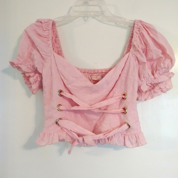 Showpo Floral Embroidered Puff Sleeve Crop Top - Picture 2 of 7